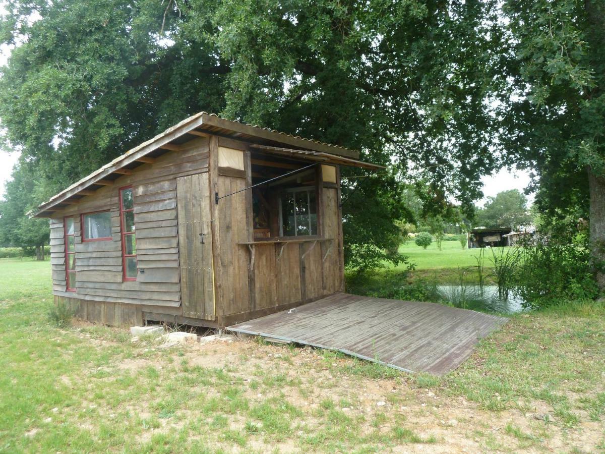 Gite Cosy Grand Confort Dans Un Ecrin De Verdure Agudelle Exteriér fotografie